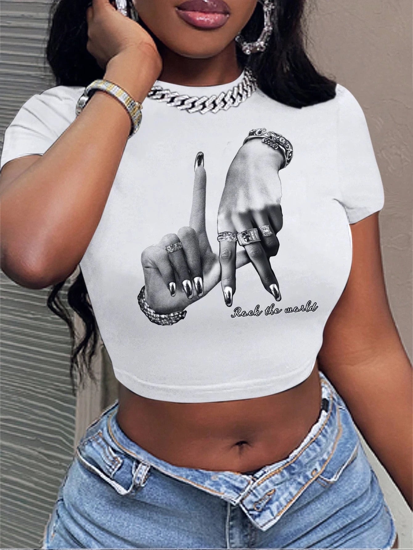 2026 Summer Casual Minimalist LA Hand Sign Hip Hop Print Short Sleeve Women's T-shirt Crop Top Tee Y2k Ladies Clothes Female Tee